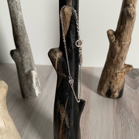 Ettika Solo Stone Bracelet - Picture 5 of 8